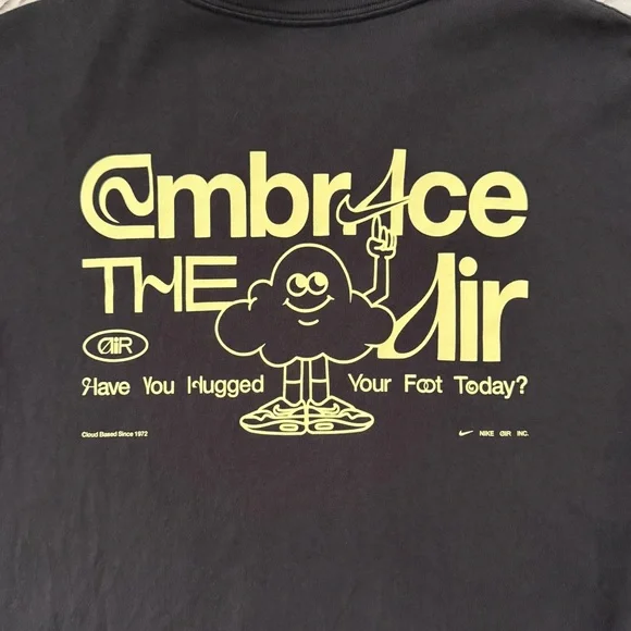 Nike Air Tee - Picture 3 of 4